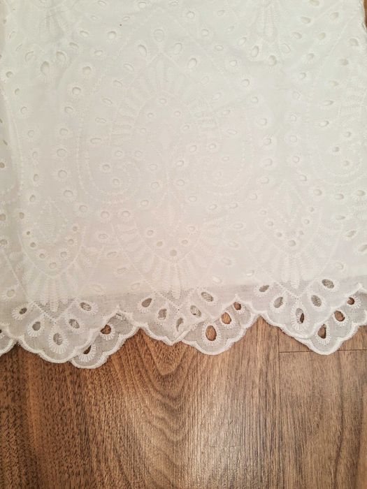 Biała bawełniana sukienka Misslook M wyszywana haftowana