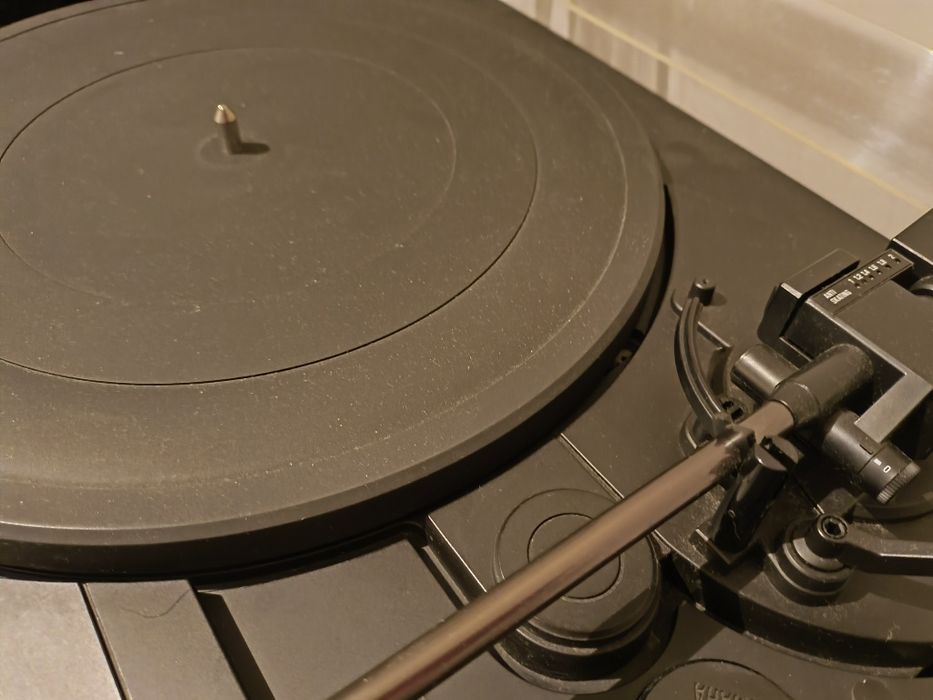 Gira Discos Yamaha PF20