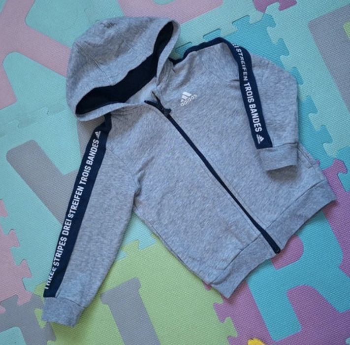 Bluza adidas dla chlopca stan idealny