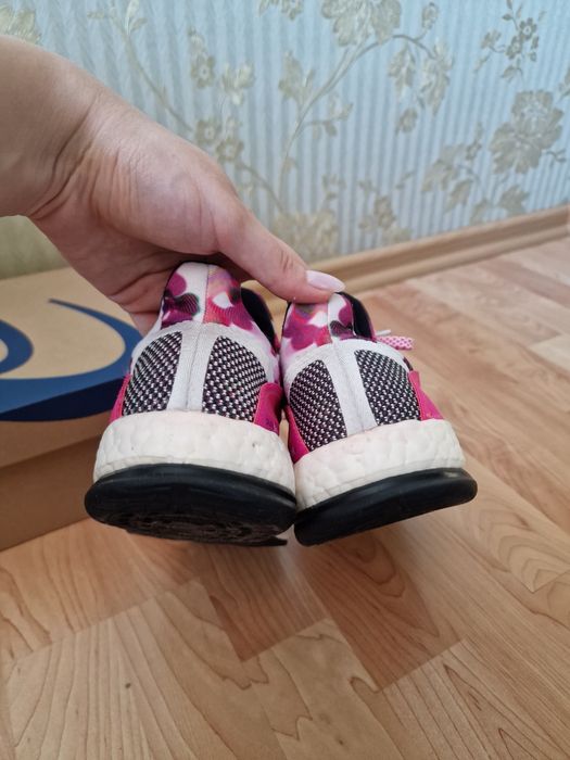 Кросівки Adidas boost training
