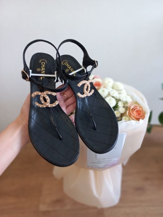 Босоніжки 37,38, 39 Chanel