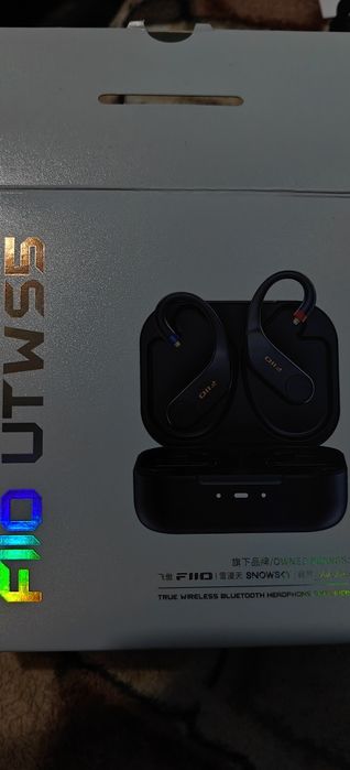 Бездротові навушники