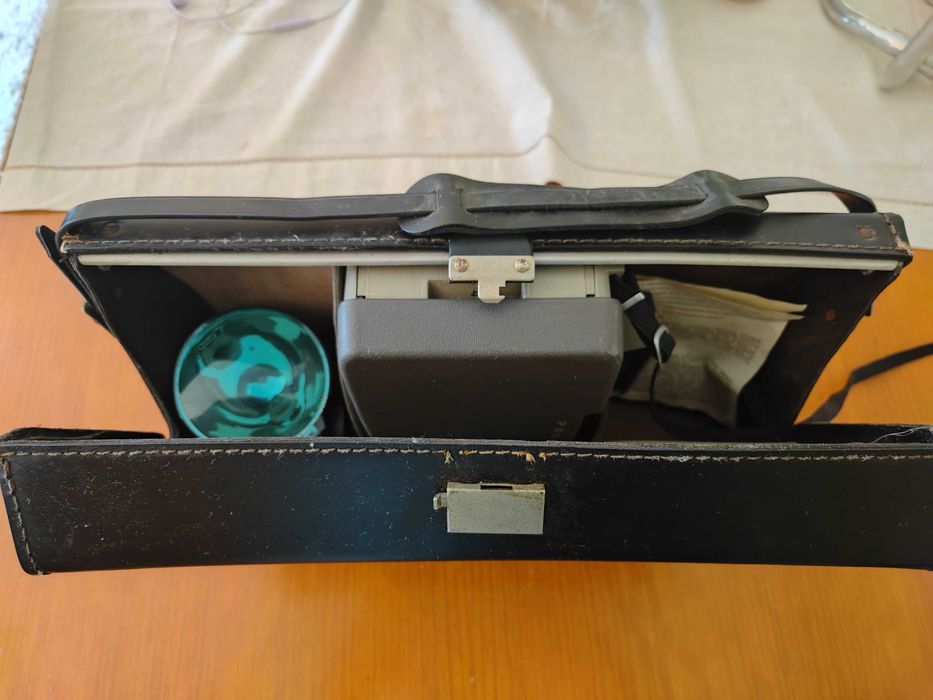 Polaroid Automatic 330