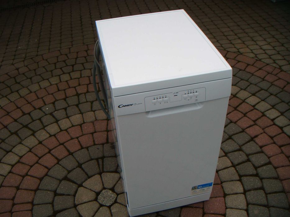 Zmywarka Candy 45 cm-wolno stojąca-BDB Stan