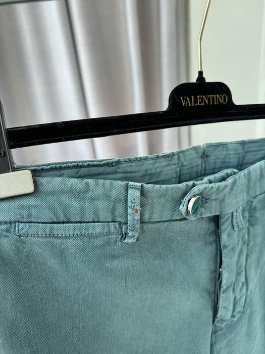 Льняные штаны Kiton