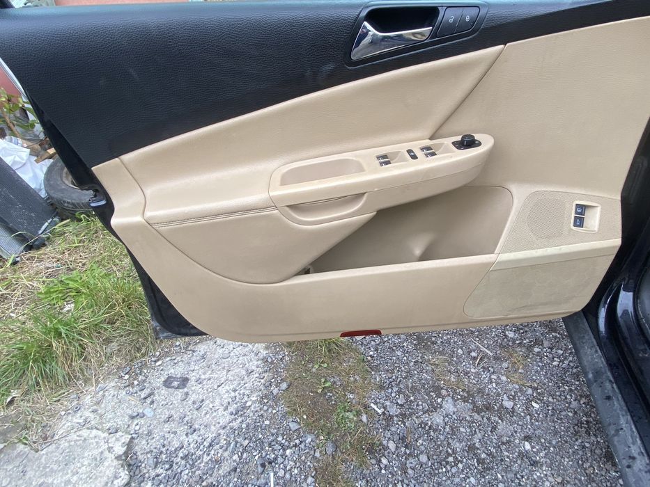 Fotele alcantara skora alkantara banan  passat b6 kombi