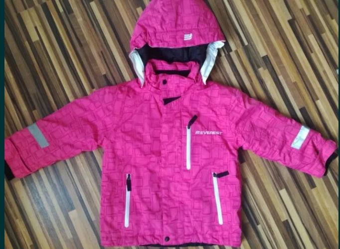 Kurtka kurteczka zimowa dziecięca różowa ciepła na zimę Everest 98