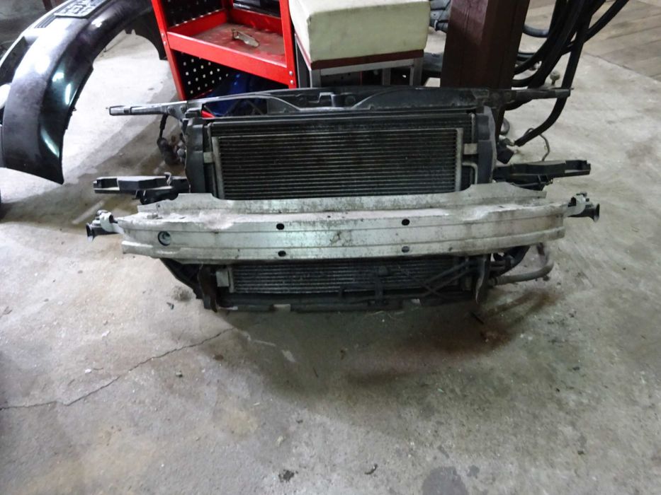 Pas przedni wzmocnienie czołowe chłodnice Audi A4 B6 2.0 ALT automat
