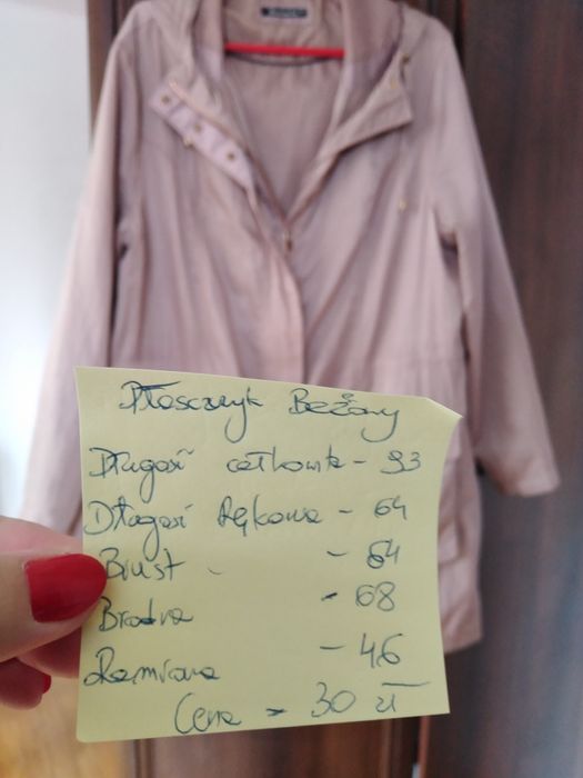 Sprzedam beżowy płaszczyk