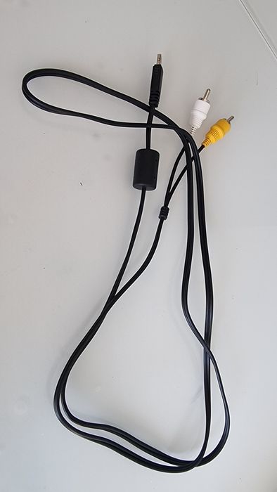 AV кабель UC-E17 для цифрових фотоапаратів