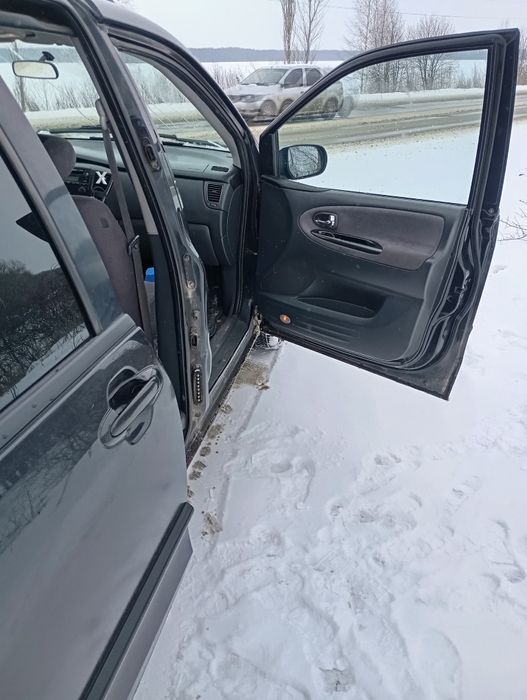 Продам Мазда MPV 2.0 дизель