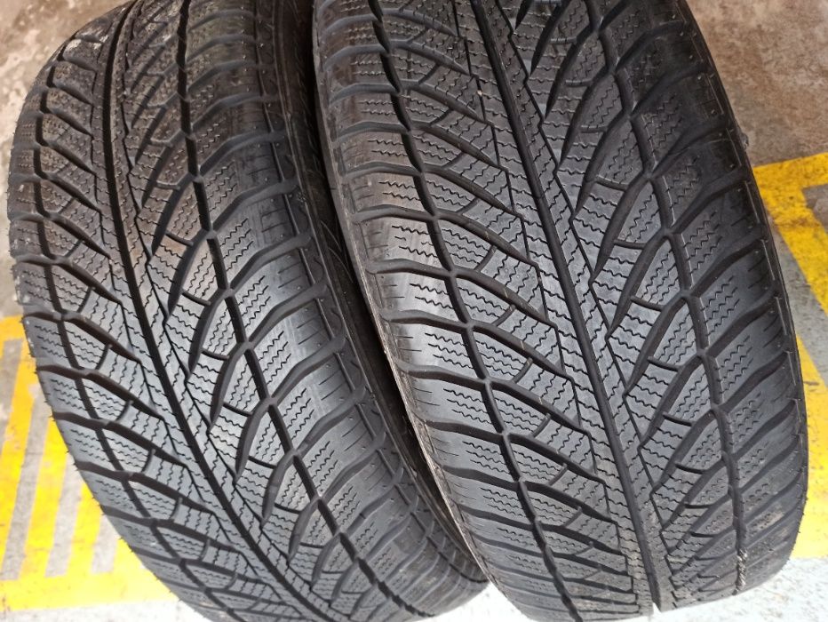 Зимняя резина ПАРА 225/55 R17 Goodyear UG Performance