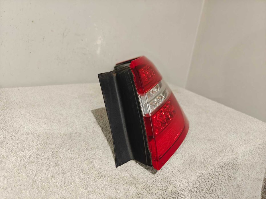 Lampa Prawy Tył LED Mercedes Klasa E W207 Coupe EUROPA