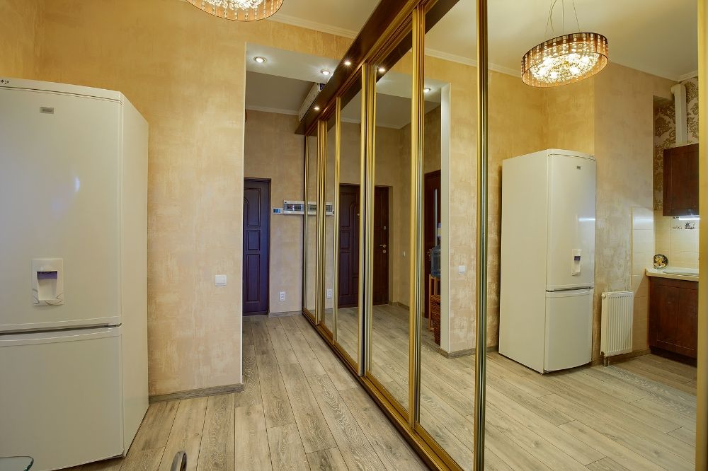 Квартира в Києві подобово біля метро