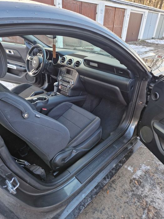 Ford Mustang 2017r 3.7 V6 93.500tys.km  Automat