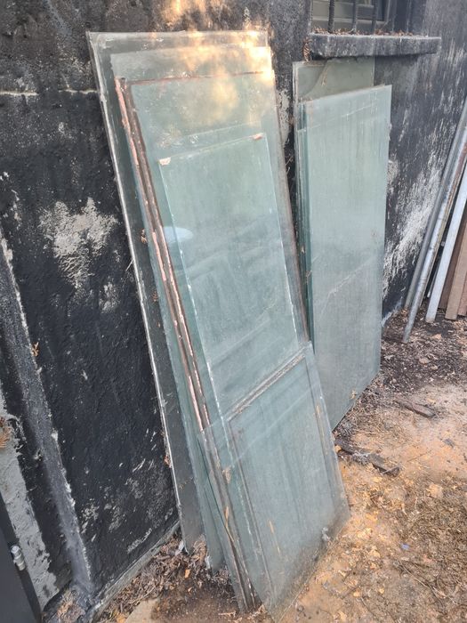 Oddam szyby do szklarni , latarnii itp...