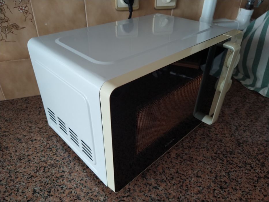 Micro-ondas com grill BECKEN casa quarto apartamento vivenda escritório gabinete carro cozinha.