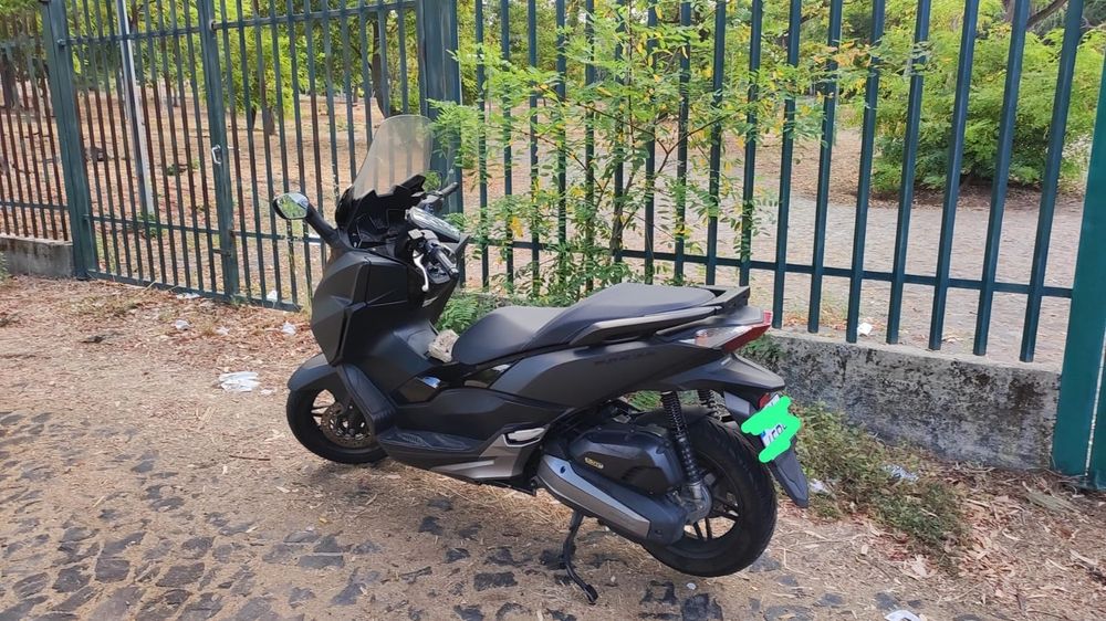 Vendo Honda Forza 125
