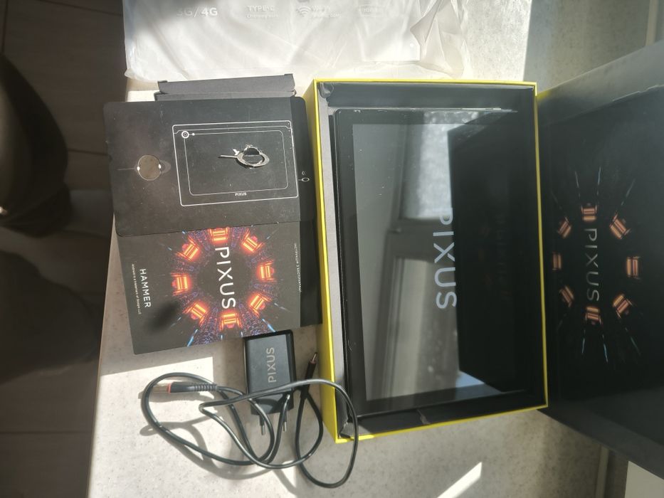 Планшет Pixus Hummer 6/128