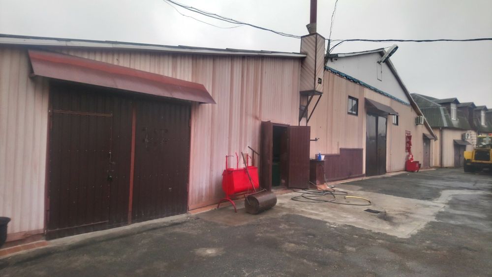 КОМПЛЕКС СКЛАДОВ/производственная база 2600 кв.м.,КТП-500 КВа. Обмен.