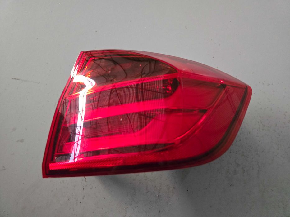 Farolim STOP direito BMW Serie 3 F30 Carro (2011 a 2015)