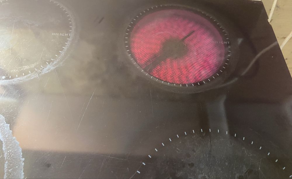 Placa vitroceranica usada