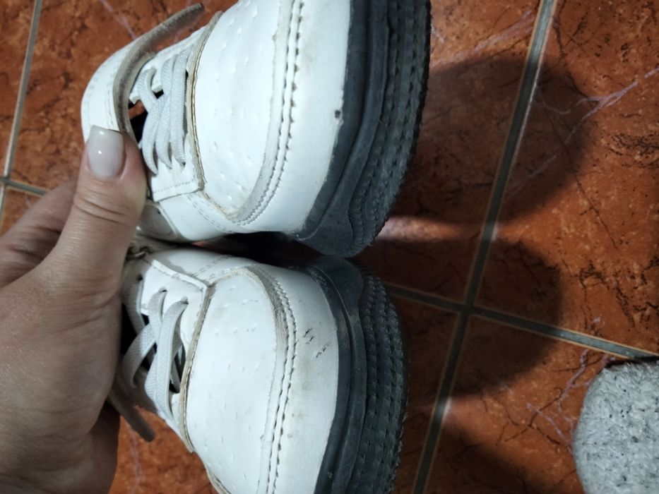 кросівки на хлопчика