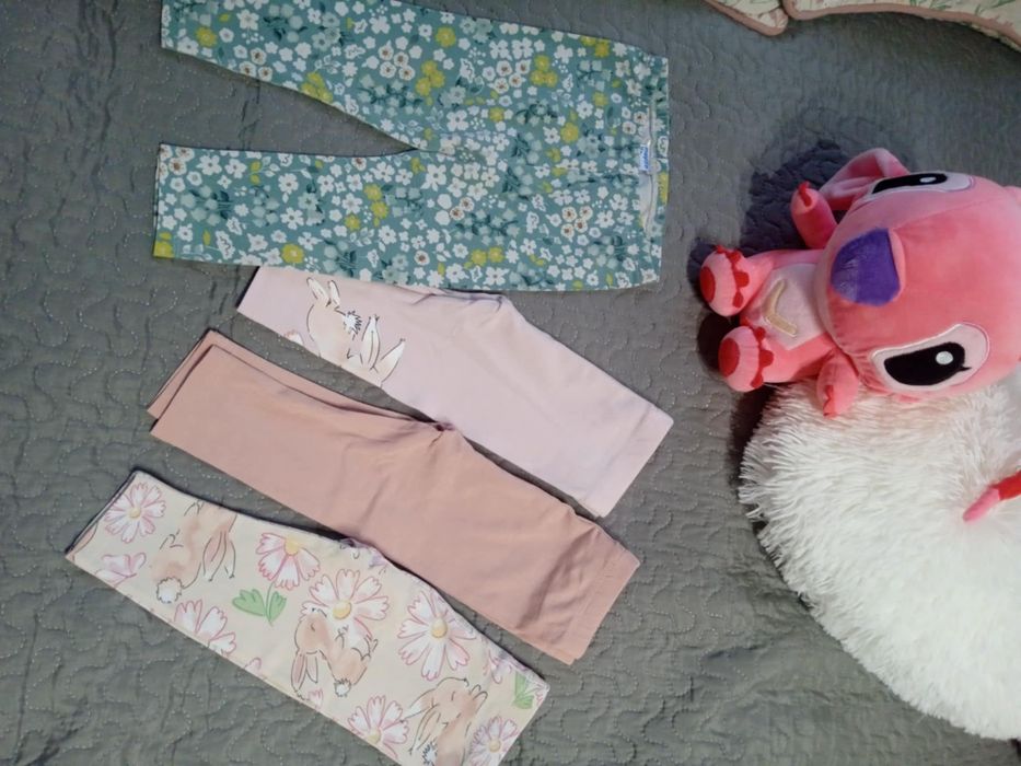 Zestaw leginsów 74 i 80 Całość 7zł