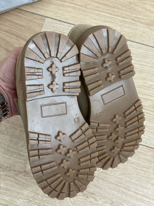 Carneiras bege com velcro