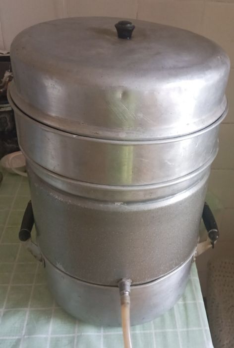 Продам соковипарювач,соковыпариватель