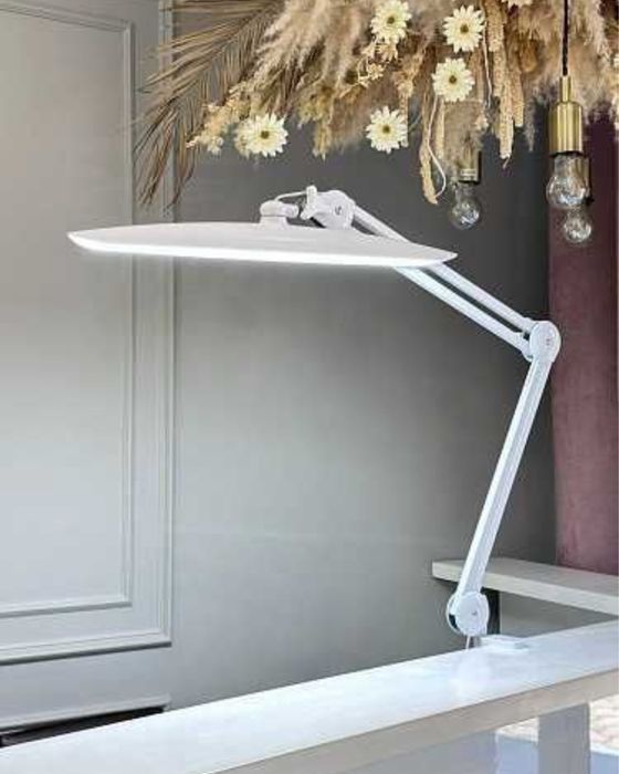 Лампа безтенева