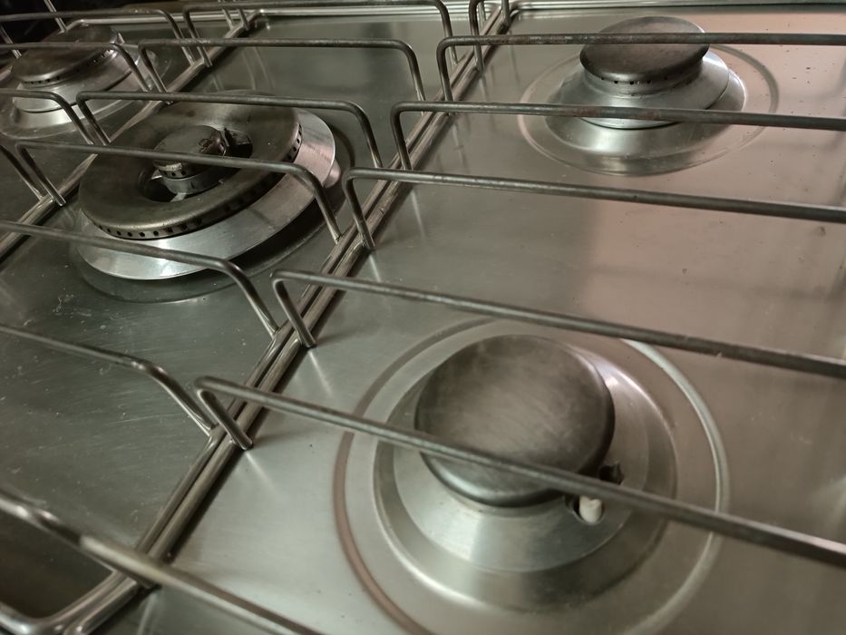 Placa gás natural smeg 5 bicos + placa grelhados