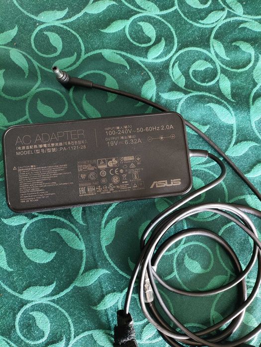 Portátil Asus ROG GL753V (para peças/reparação)