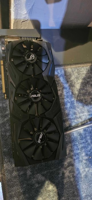 komputer stacjonarny  G4M3R