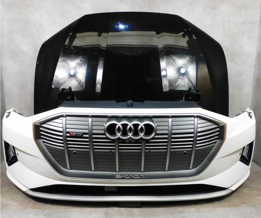 Бампер передній Audi E-tron 4KE S-line перед оригінал розбірка