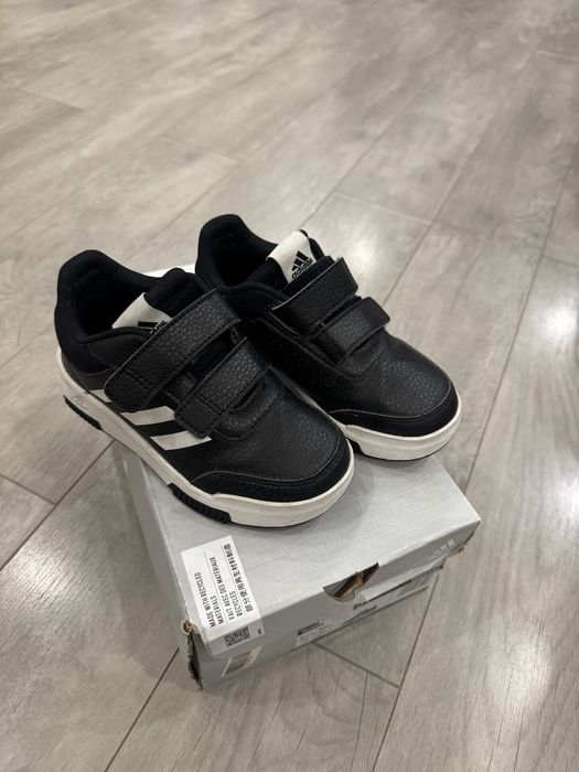 Кросівки Adidas 28розмір