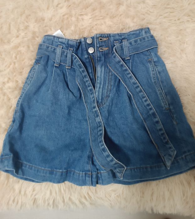 Жіночі джинсові шорти