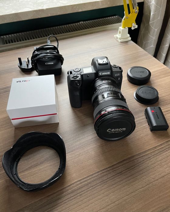 Canon EOS R + Canon 17–40mm f/4 L USM (możliwość sprzedaży osobno)
