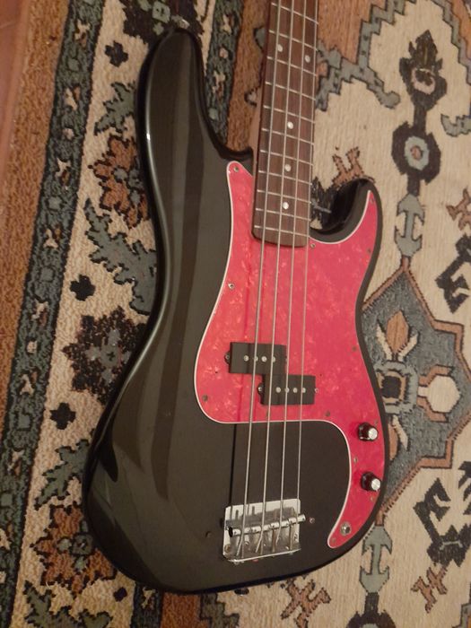 Fender Squier Precision