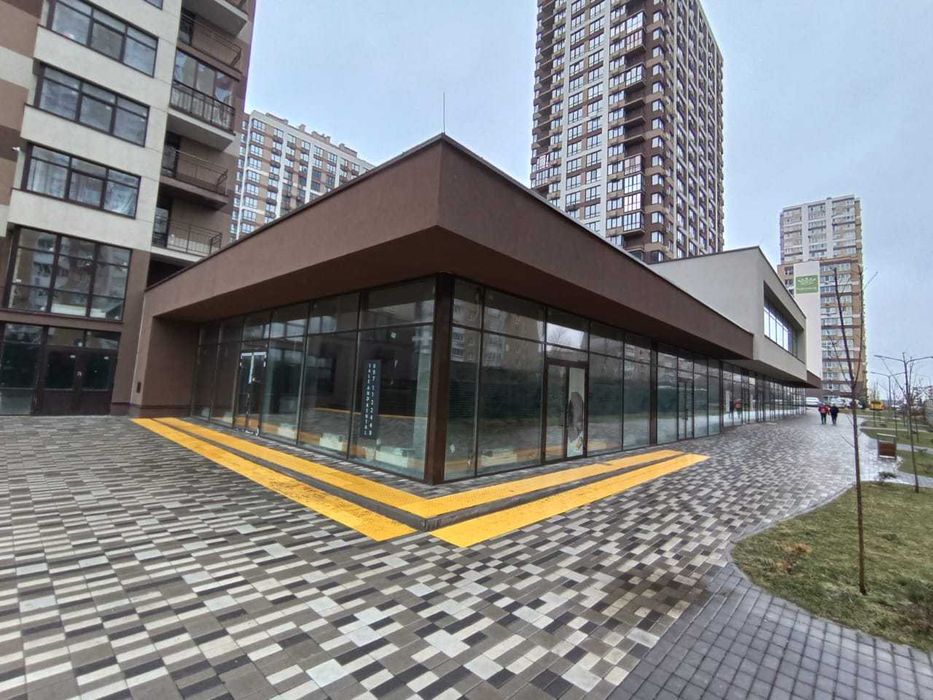 ЖК «Варшавський». Фасадне приміщення Open Space 116 м²