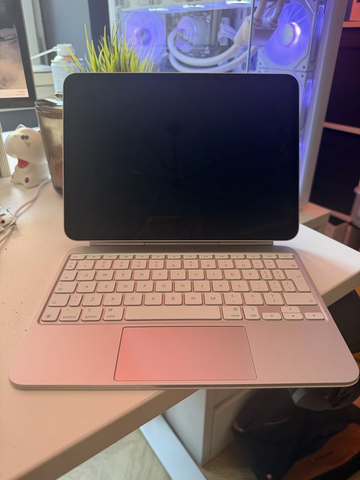 iPad Pro 11" M5 +  Smart Keyboard