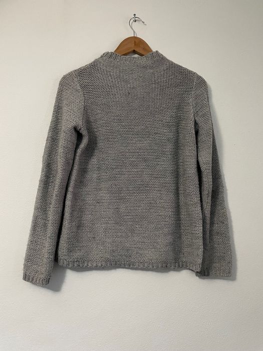 Camisola cinzenta com lã