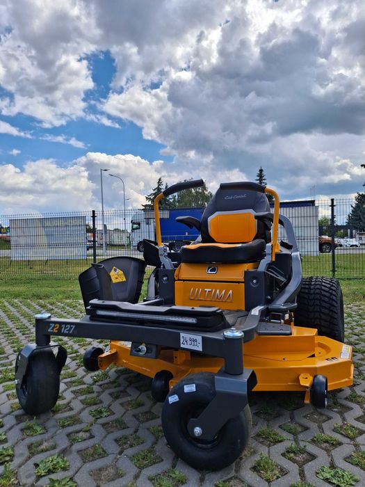 Traktor Zero Turn Cub Cadet Z2 127 Ultima