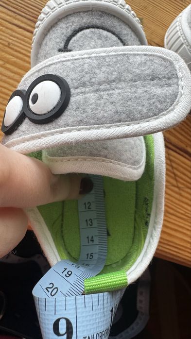 Дитяче взуття (нове)