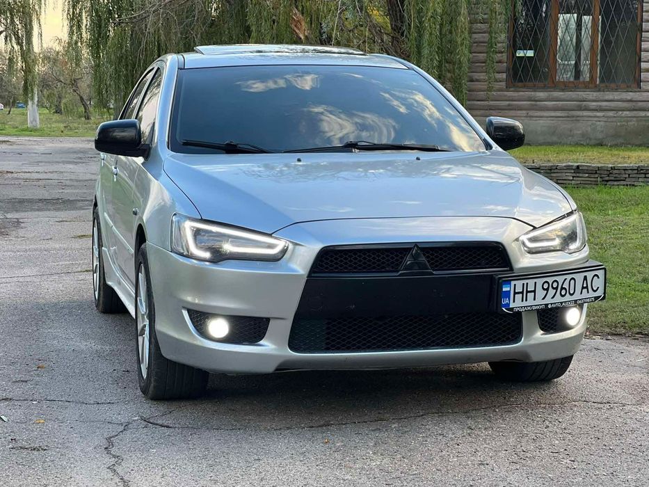 Продам Mitsubishi Lancer X 2.0 газ бенз автомат