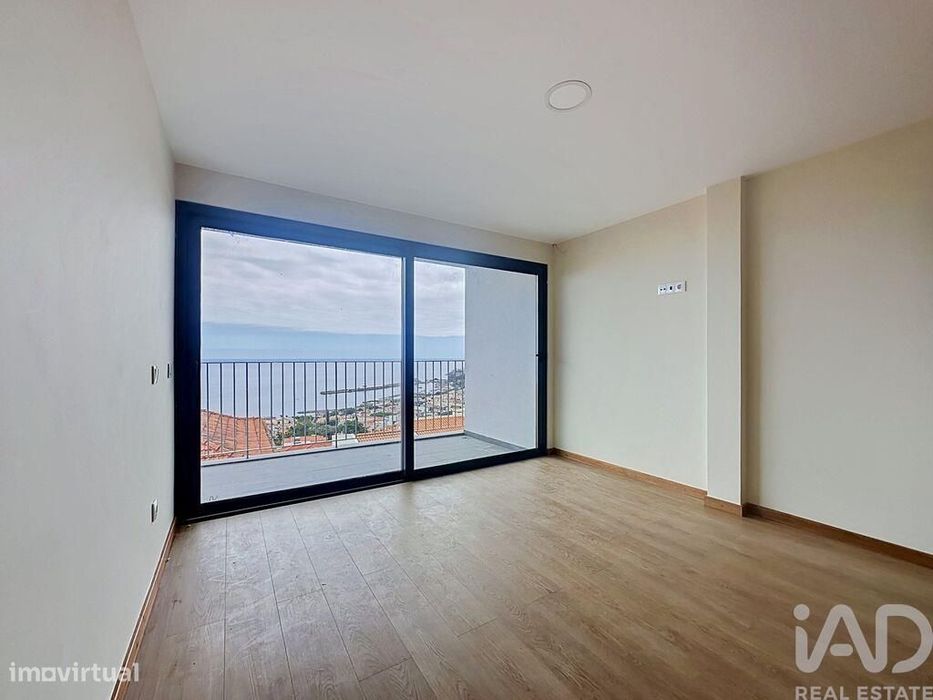Apartamento T2 em Funchal (Santa Maria Maior) de 130,00 m2