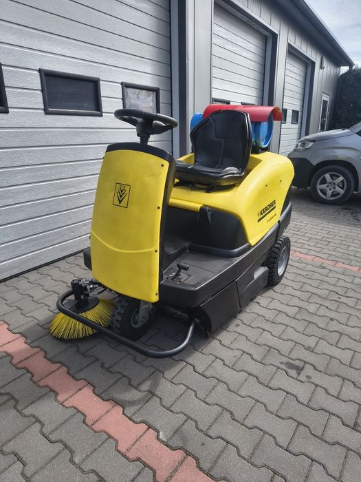 Myjka Zamiatarka Karcher KM 100/100 R LPG