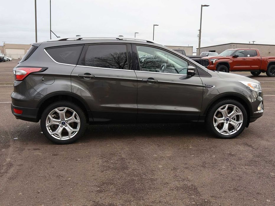 Ford Escape Titanium      2018
