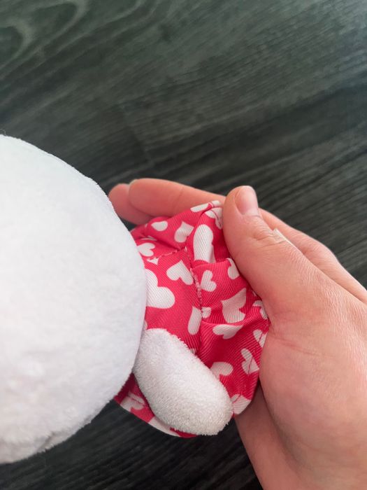 Hello Kitty Sanrio walentynki serduszka maskotka pluszak