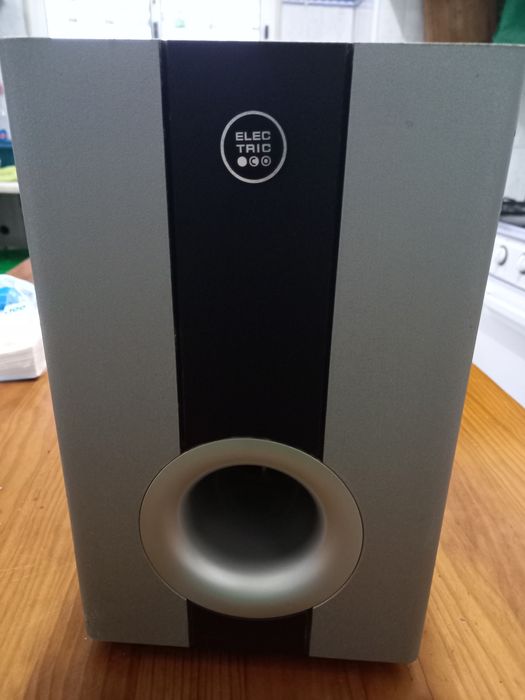 Subwoofers LG e Eletric CO